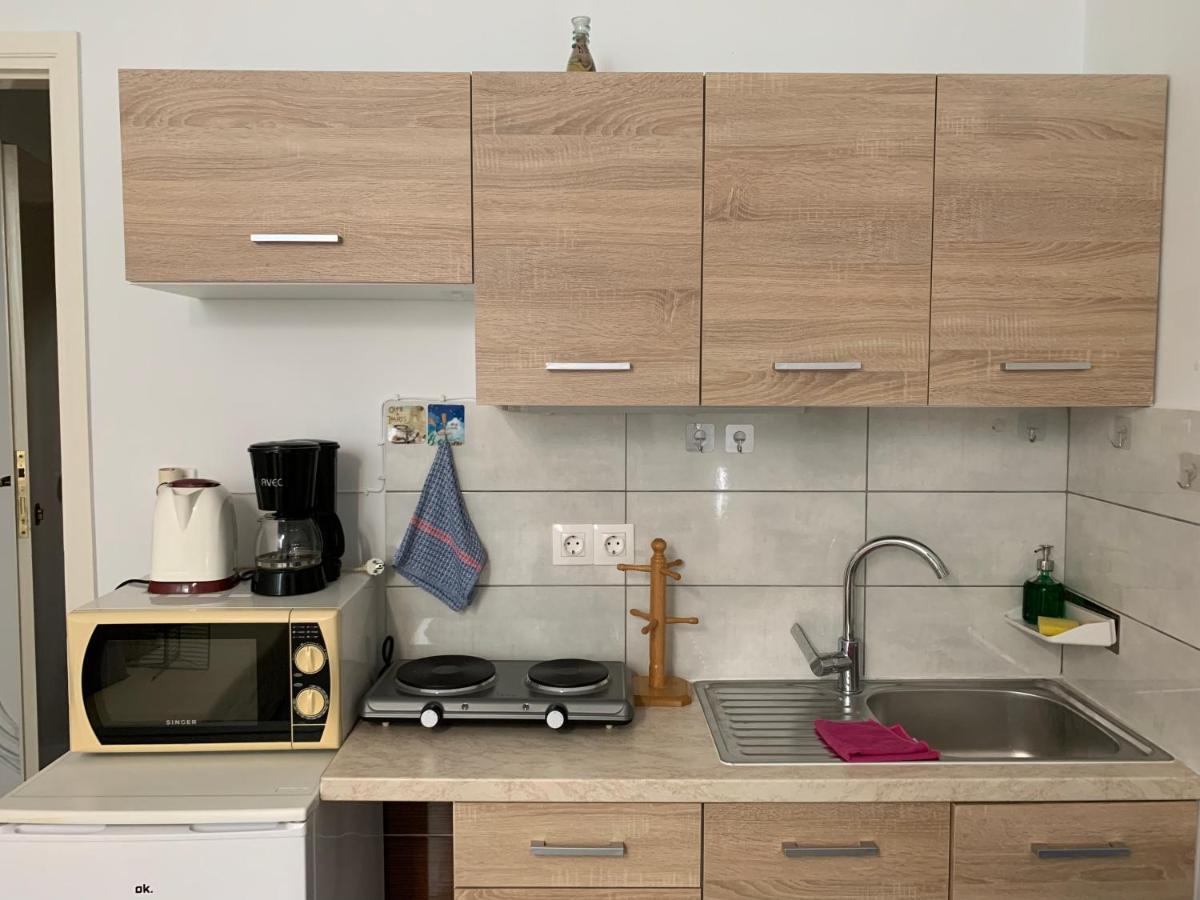 Holodek Apartments Ground & Semibasement Αθήνα Εξωτερικό φωτογραφία